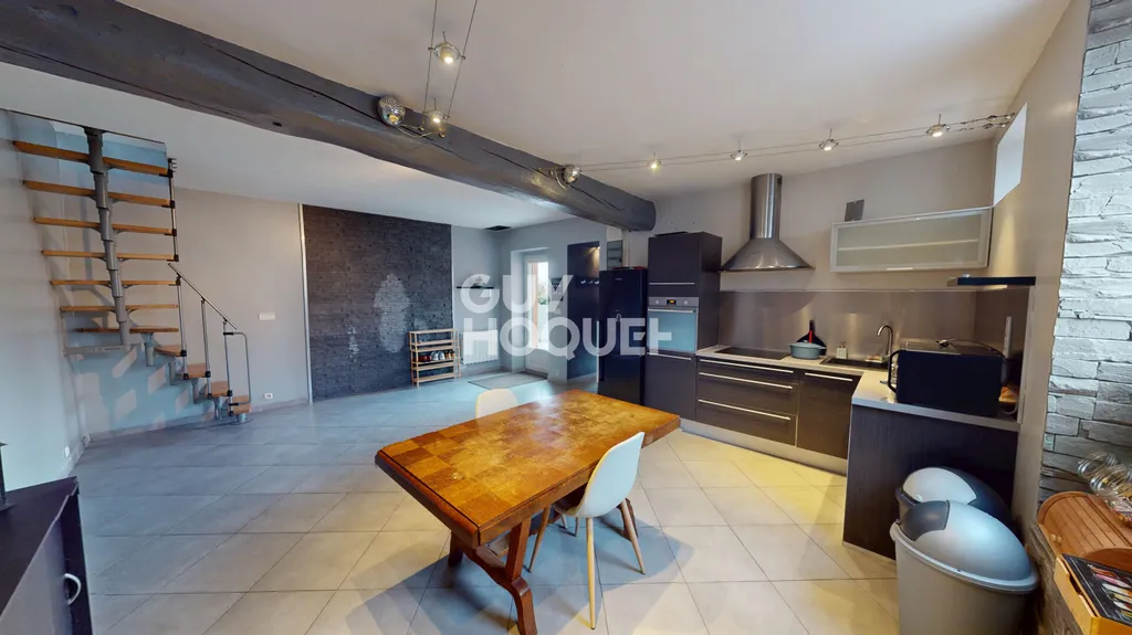 maison à FLEURY LA VALLEE — photo 1 sur 8