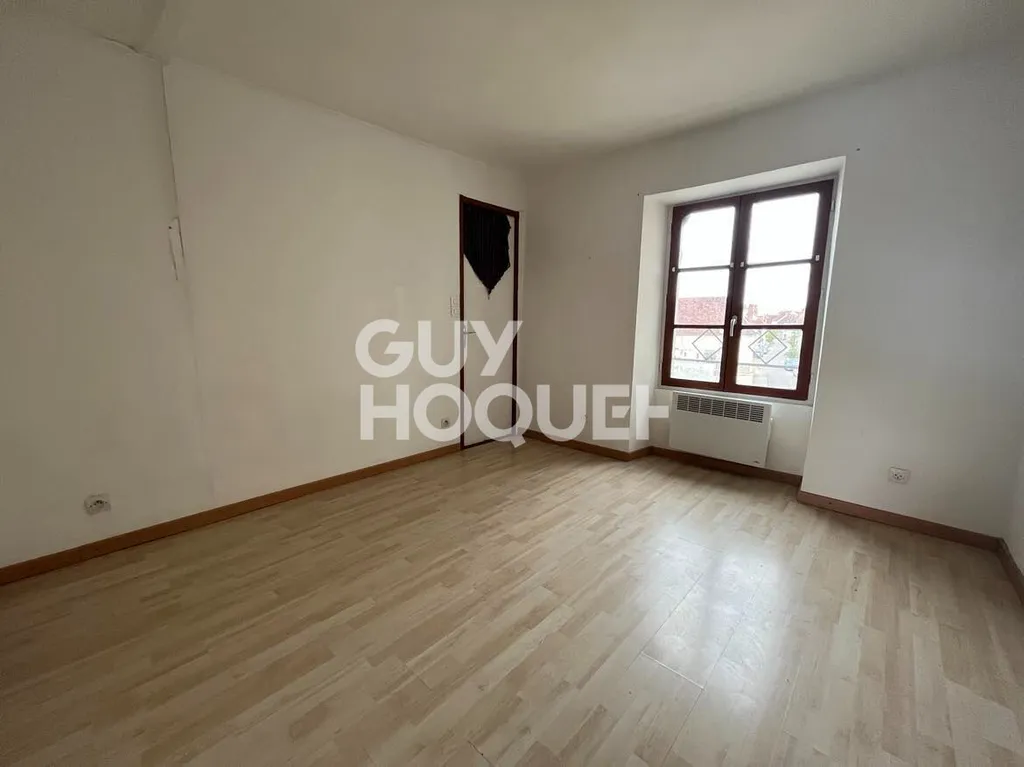 appartement à SEIGNELAY, 20 m² — photo 1 sur 6