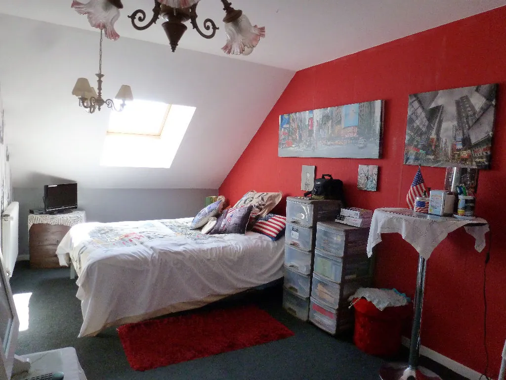 maison 5 pièces à MONETEAU, 112 m² — photo 4 sur 11