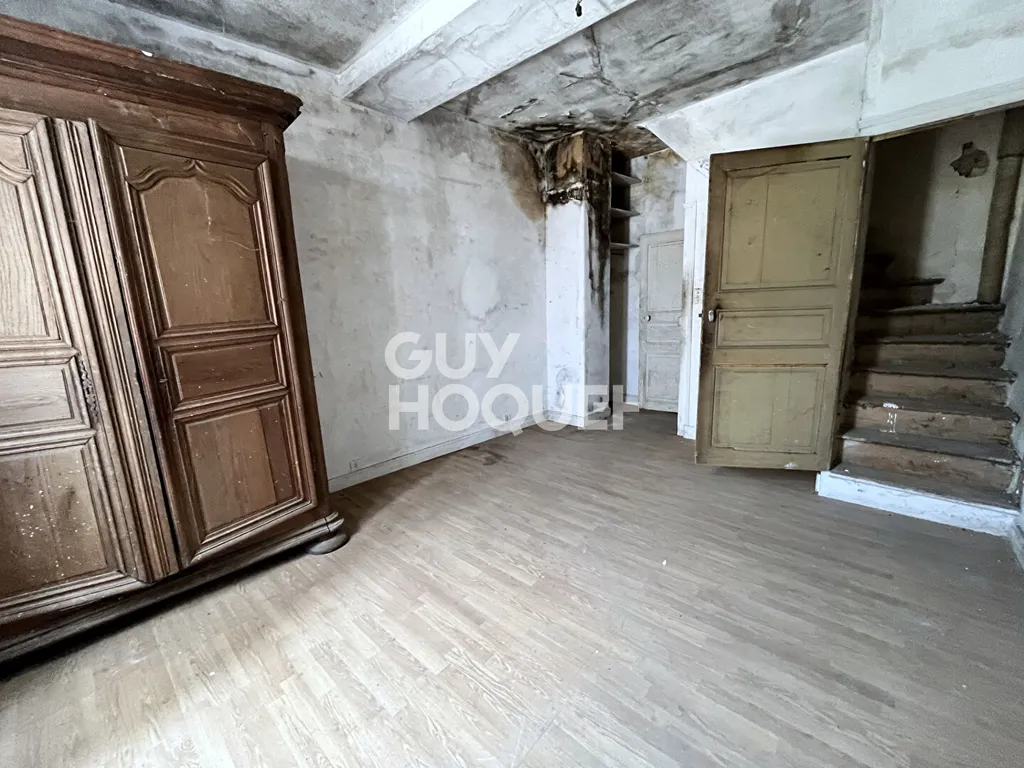 maison à ESCOLIVES SAINTE CAMILLE — photo 9 sur 16